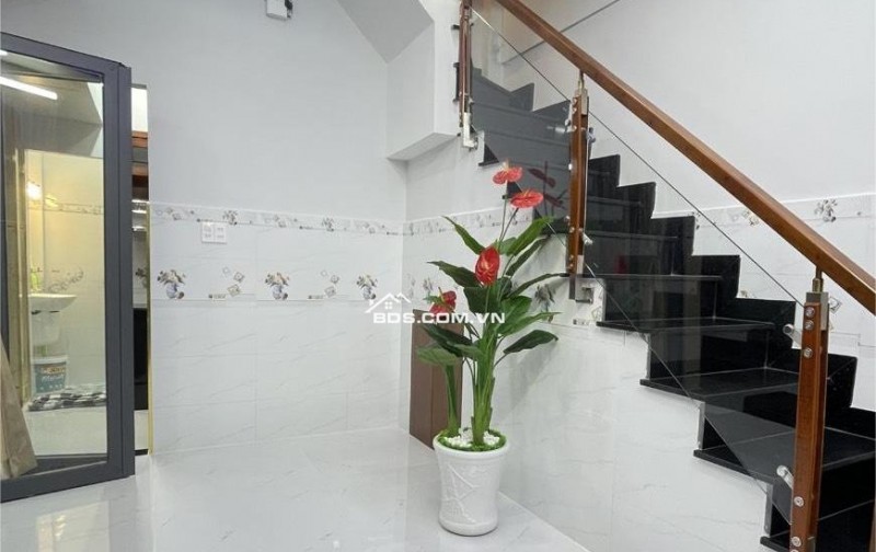 Nhà Đẹp Công Nghệ Thông Minh 5.0 Nguyễn Hồng Đào Tân Bình, 2 Tầng 2PN. Chỉ nhỉnh 3 Tỷ